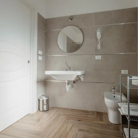 Chiaro Di Luna ホテル