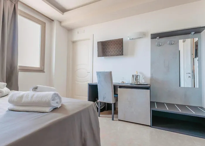 Chiaro Di Luna Hotel Ascea